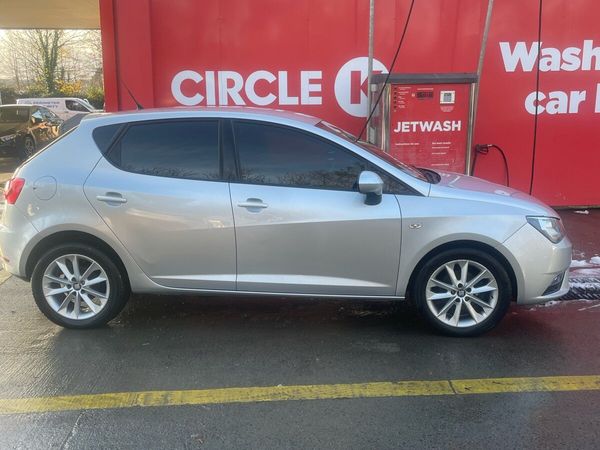 SEAT Ibiza MPV, Petrol, 2015, Silver
