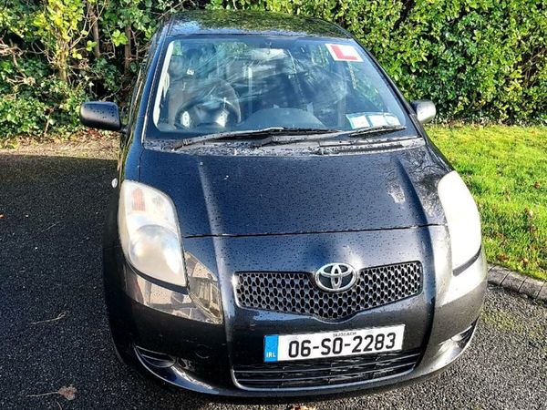 Toyota Yaris Hatchback, Petrol, 2006, Black