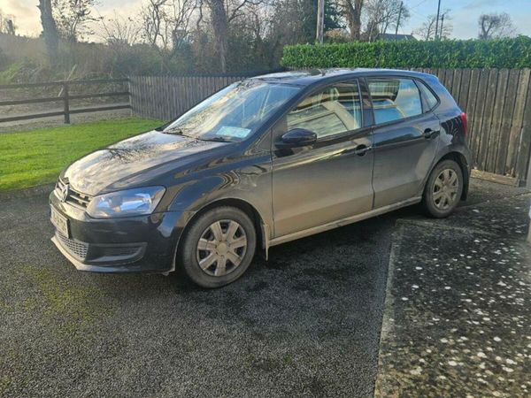 Volkswagen Polo Hatchback, Petrol, 2010, Black