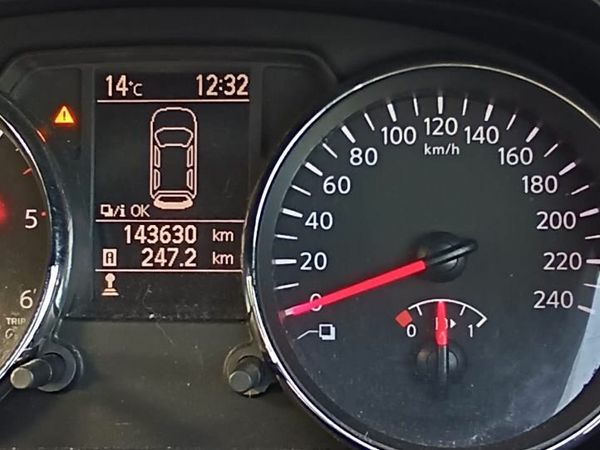 Nissan Qashqai Estate/Jeep, Diesel, 2012, Blue