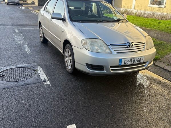 Toyota Corolla Saloon, Petrol, 2006, Silver