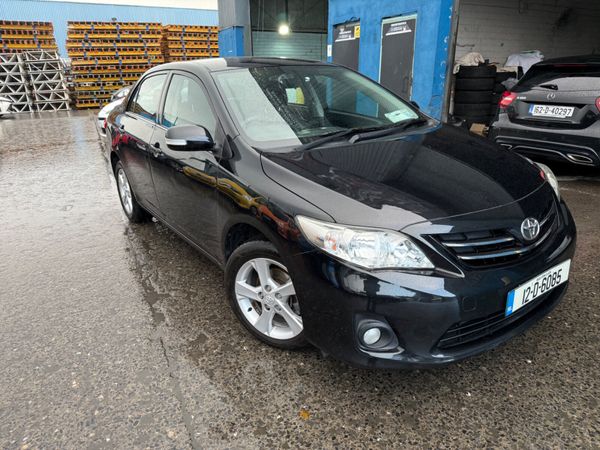 Toyota Corolla Saloon, Petrol, 2012, Black