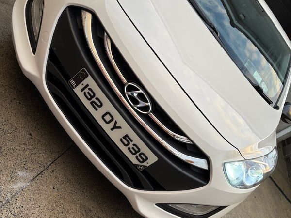 Hyundai i30 Hatchback, Diesel, 2013, White