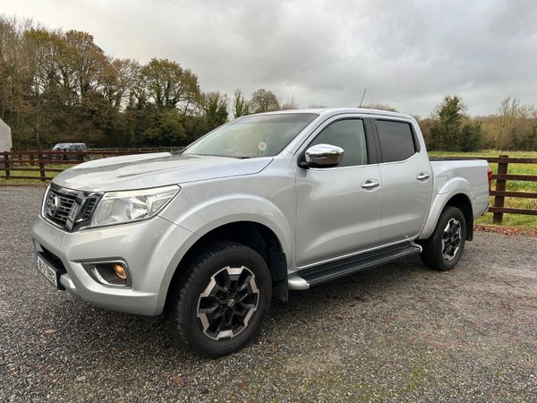 Nissan Navara Pick Up, Diesel, 2016, Silver