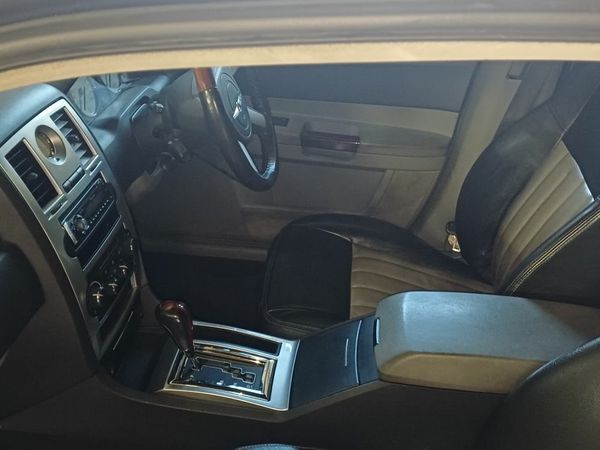 Chrysler 300C Saloon, Diesel, 2007, Black