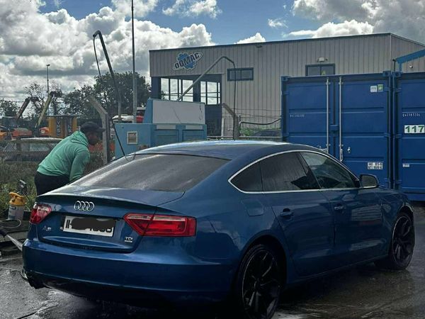 Toyota Avensis Estate, Diesel, 2010, Blue