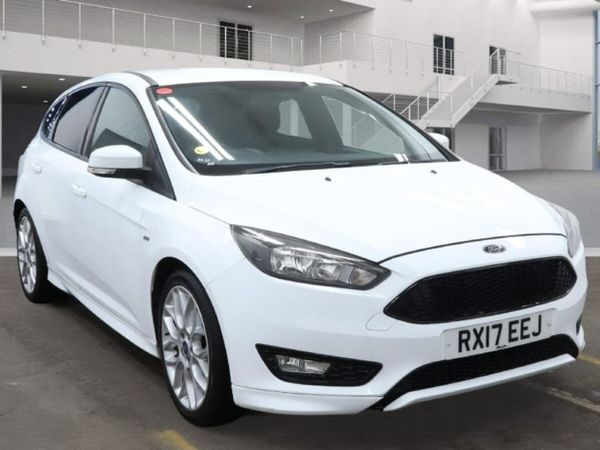 Ford Focus Hatchback, Petrol, 2017, White