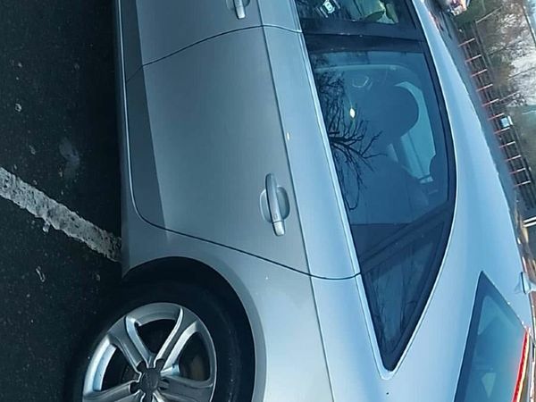 Audi A4 Saloon, Diesel, 2014, Silver