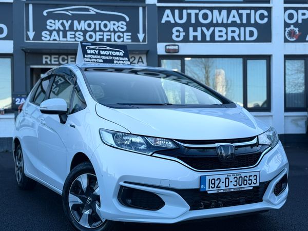 Honda Jazz Hatchback, Petrol Hybrid, 2019, White