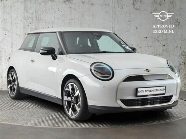 Mini Cooper Hatchback, Electric, 2025, White