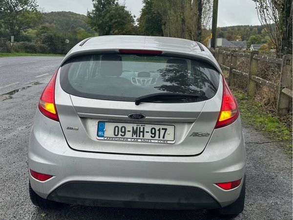 Honda Civic Saloon, Petrol, 2009, Grey