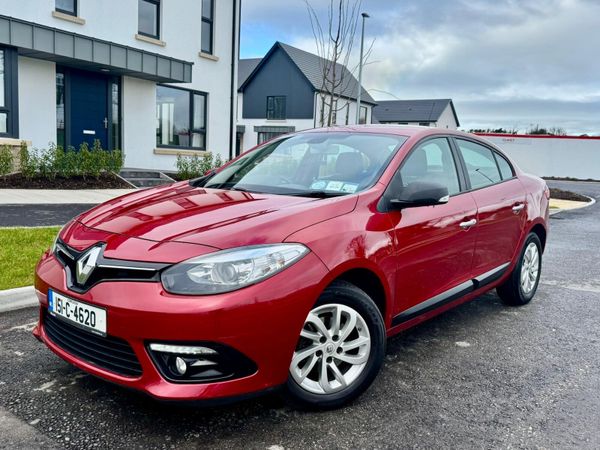 Renault Fluence Saloon, Diesel, 2015, Red