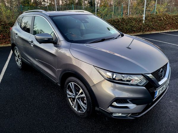 Nissan Qashqai Hatchback, Diesel, 2018, Grey