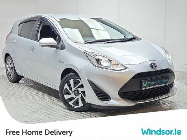 Toyota Aqua Hatchback, Petrol Hybrid, 2020, Silver