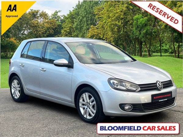 Volkswagen Golf Hatchback, Petrol, 2012, Silver