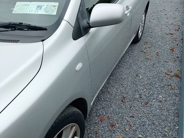 Toyota Corolla Saloon, Petrol, 2007, Silver