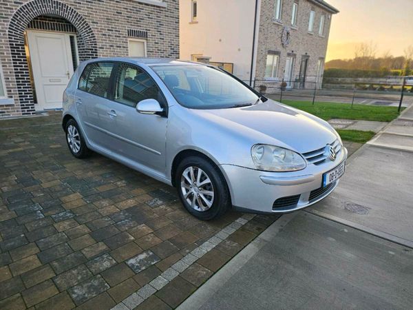Volkswagen Golf Hatchback, Petrol, 2008, Silver