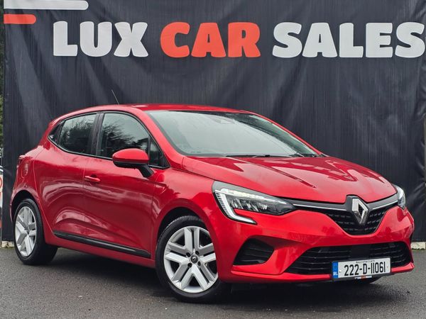 Renault Clio Hatchback, Petrol, 2022, Red