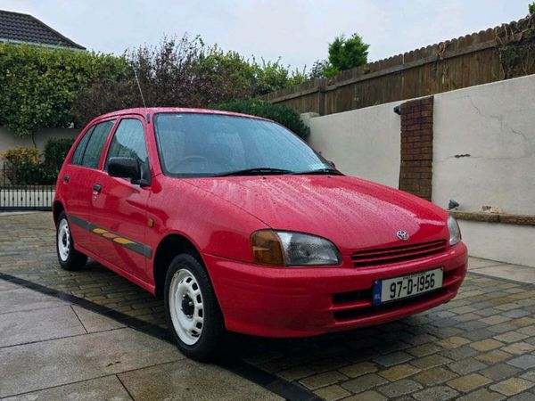 Toyota Starlet Hatchback, Petrol, 1997, Red