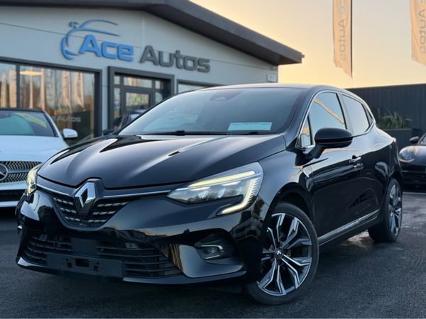 Renault Clio Hatchback, Petrol, 2021, Black