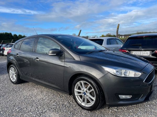 Ford Focus Hatchback, Diesel, 2017, Grey