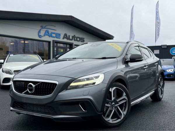 Volvo V40 Hatchback, Diesel, 2018, Grey