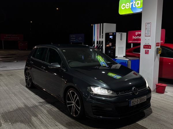 Volkswagen Golf Hatchback, Diesel, 2015, Grey