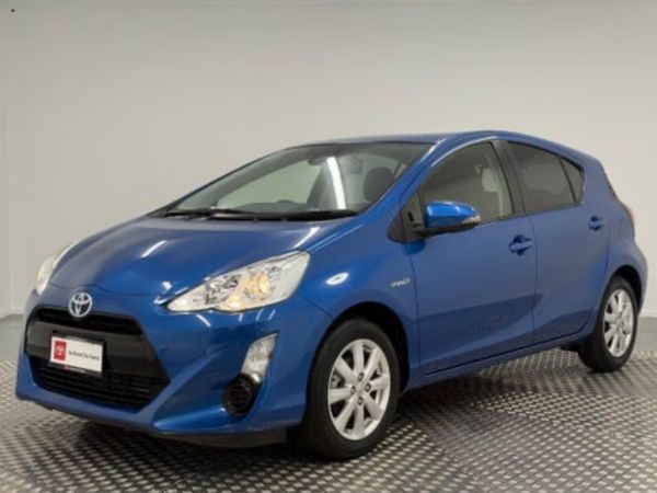 Toyota Aqua Hatchback, Petrol Hybrid, 2016, Blue