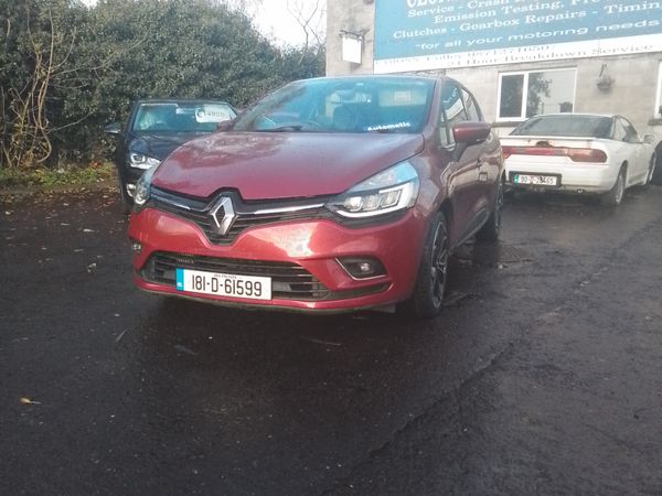 Renault Clio Hatchback, Petrol, 2018, Red