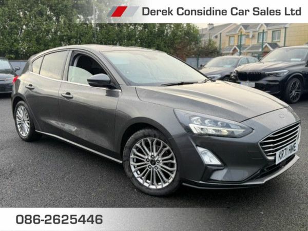 Ford Focus Hatchback, Diesel, 2021, Grey