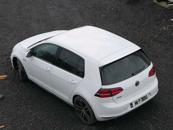 Volkswagen Golf Hatchback, Diesel, 2014, White