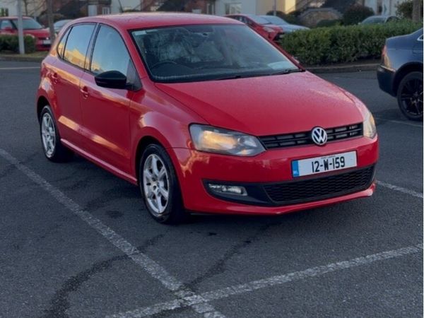 Volkswagen Polo Hatchback, Petrol, 2012, Red