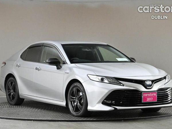 Toyota Camry Saloon, Petrol Hybrid, 2017, 
