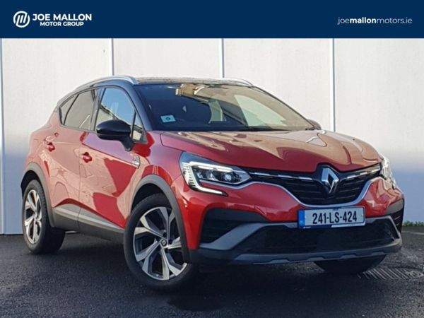 Renault Captur Hatchback, Petrol, 2024, Red