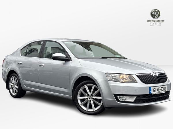 Skoda Octavia Hatchback, Diesel, 2016, Silver