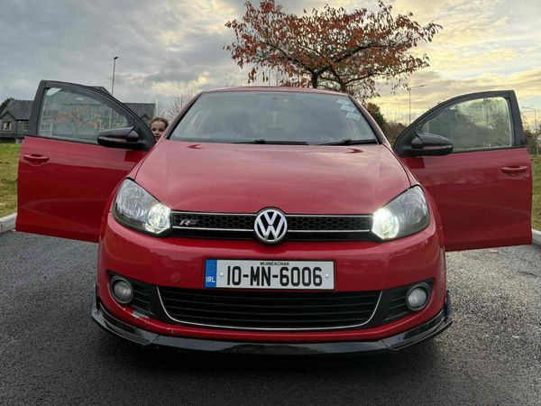 Volkswagen Golf Hatchback, Diesel, 2010, Red