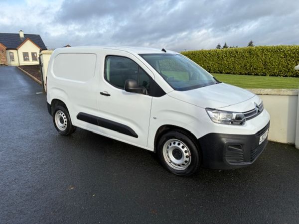 Citroen Berlingo MPV, Diesel, 2023, White