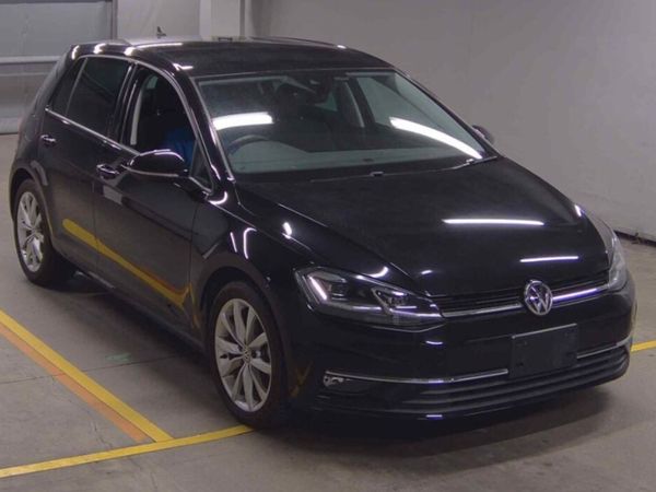 Volkswagen Golf Hatchback, Petrol, 2018, Black