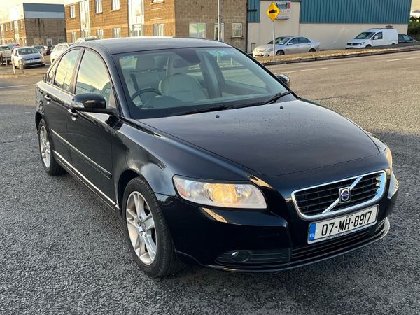 Volvo S40 Saloon, Petrol, 2007, Black