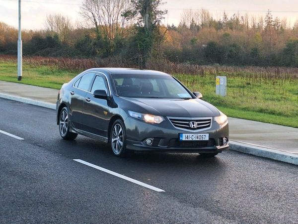 Honda Accord Saloon, Diesel, 2014, Grey