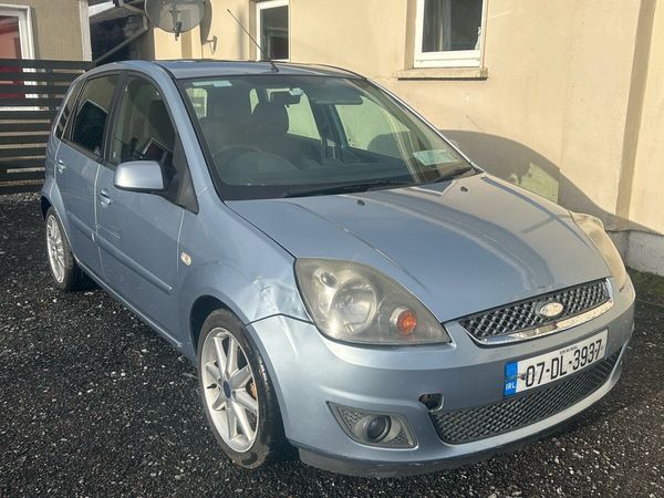 Ford Fiesta Hatchback, Petrol, 2007, Blue