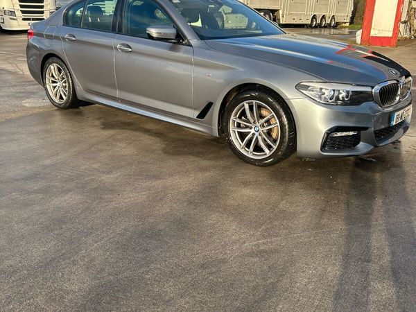 BMW 5-Series Saloon, Diesel, 2018, Blue