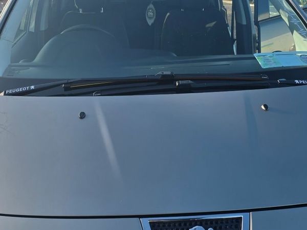 Peugeot 3008 MPV, Diesel, 2013, Grey