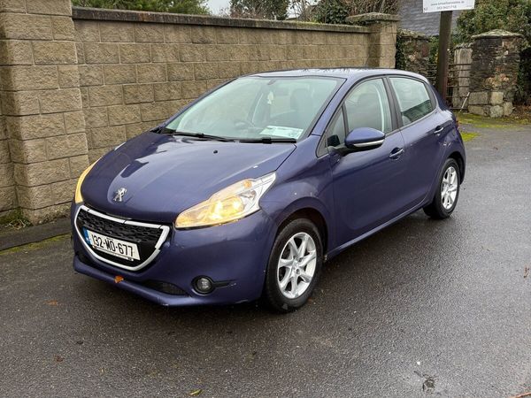 Peugeot 208 Hatchback, Diesel, 2013, Blue