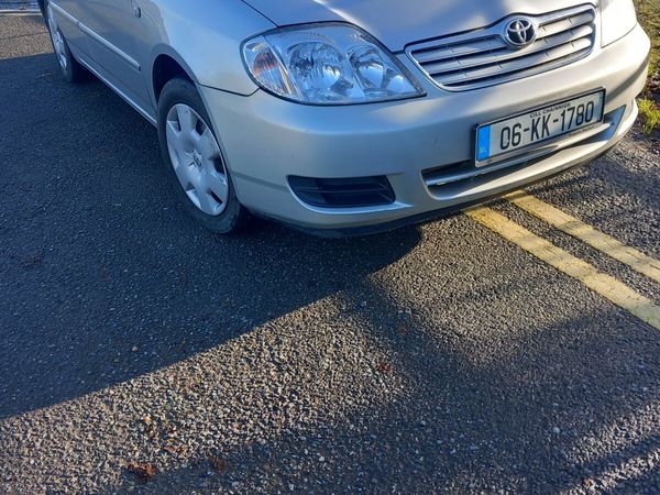 Toyota Corolla Saloon, Petrol, 2006, Silver