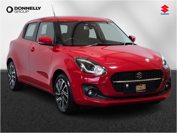 Suzuki Swift Hatchback, Petrol, 2022, Red