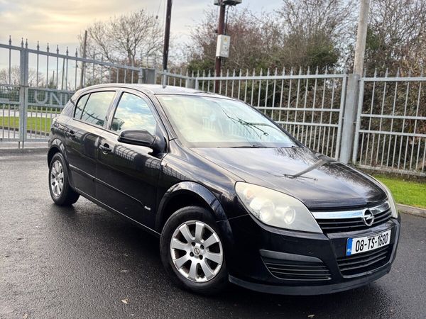 Opel Astra Hatchback, Petrol, 2008, Black