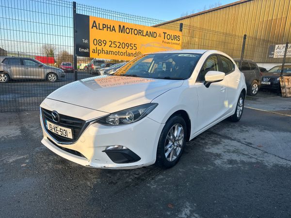 Mazda Mazda3 Hatchback, Diesel, 2015, White