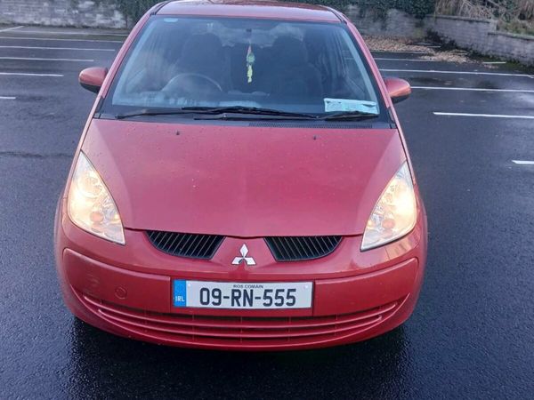 Mitsubishi Colt MPV, Petrol, 2009, Red
