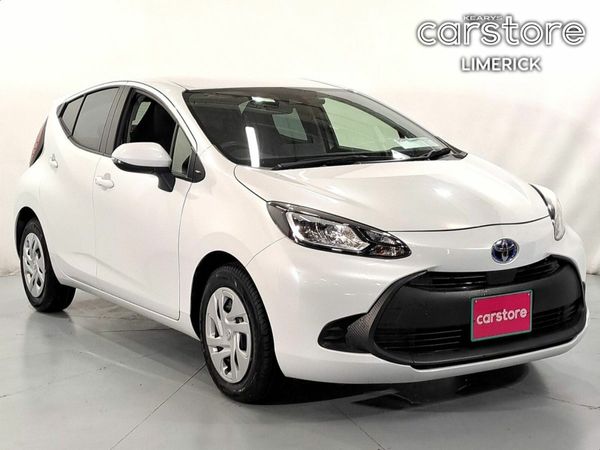 Toyota Aqua Hatchback, Petrol Hybrid, 2022, White
